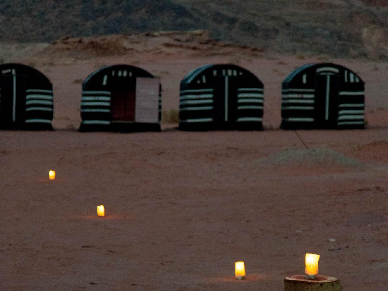 Wadi Rum Caravan Camp Extérieur photo