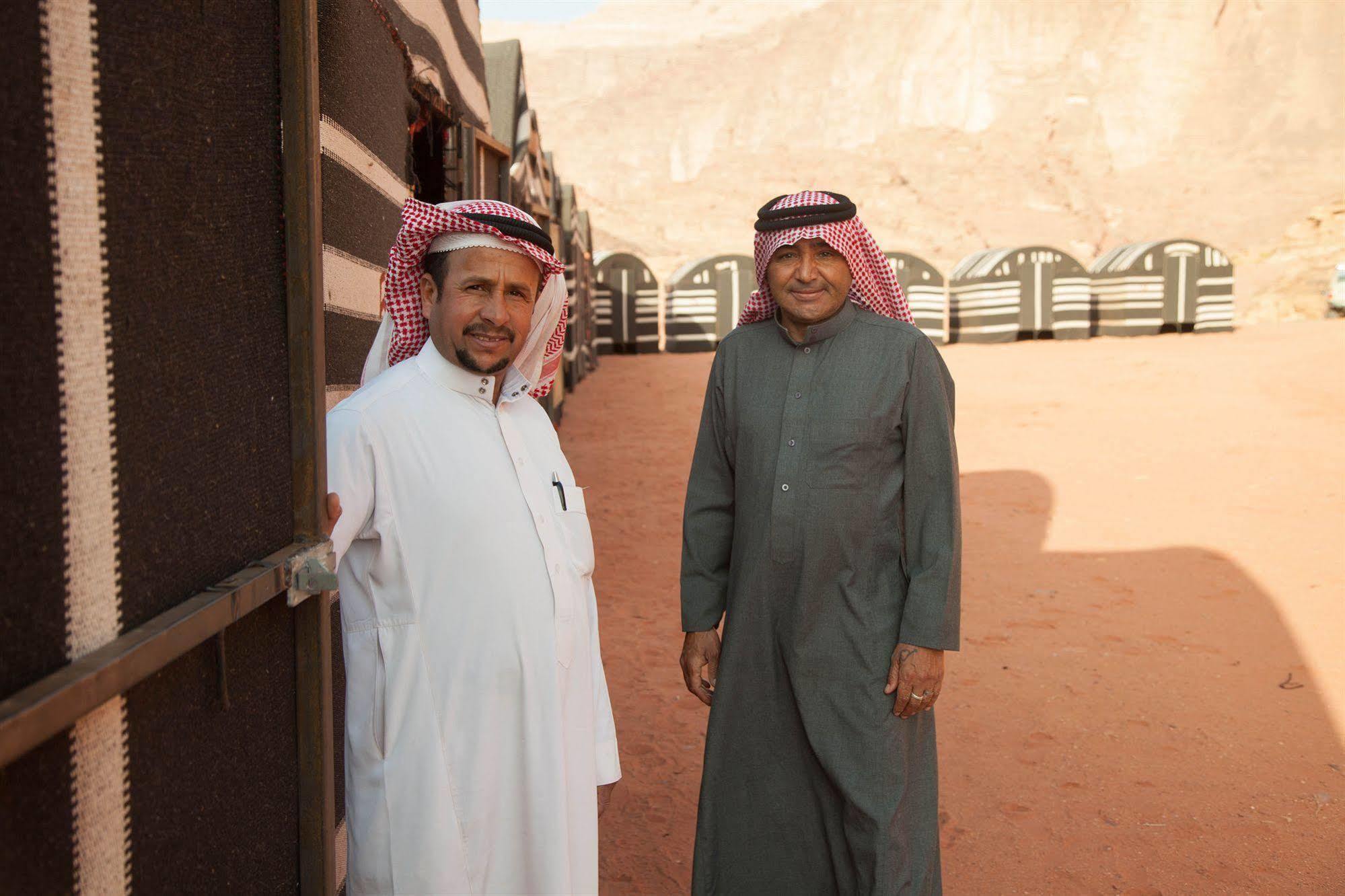 Wadi Rum Caravan Camp Extérieur photo