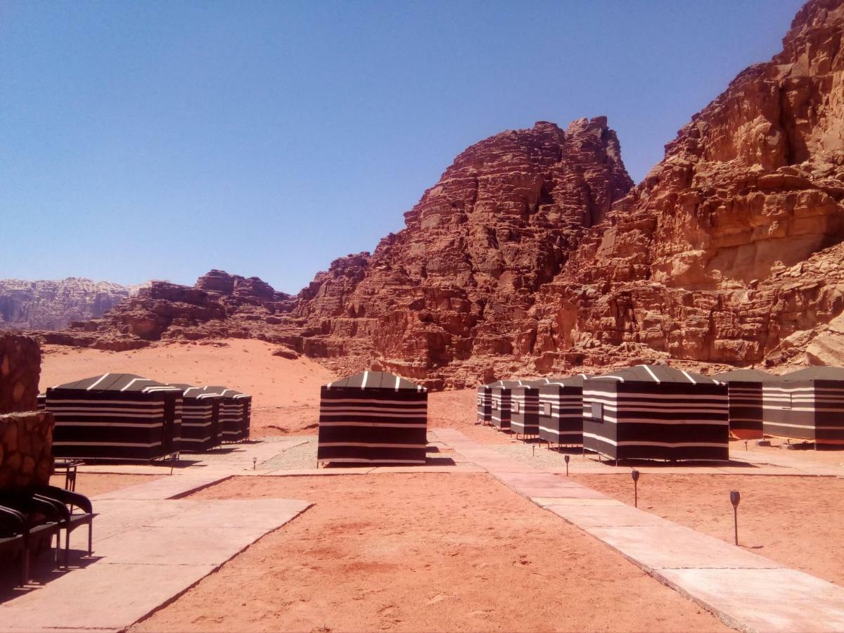 Wadi Rum Caravan Camp Extérieur photo